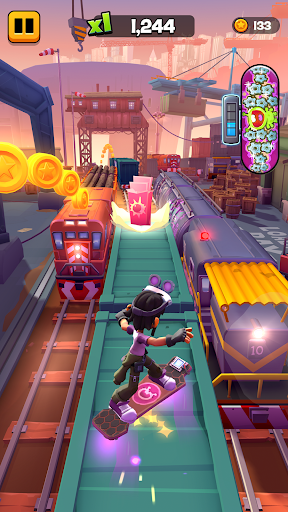 Subway Surfers City — battle screen screenshot