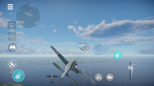 War Thunder Mobile — character selection screenshot
